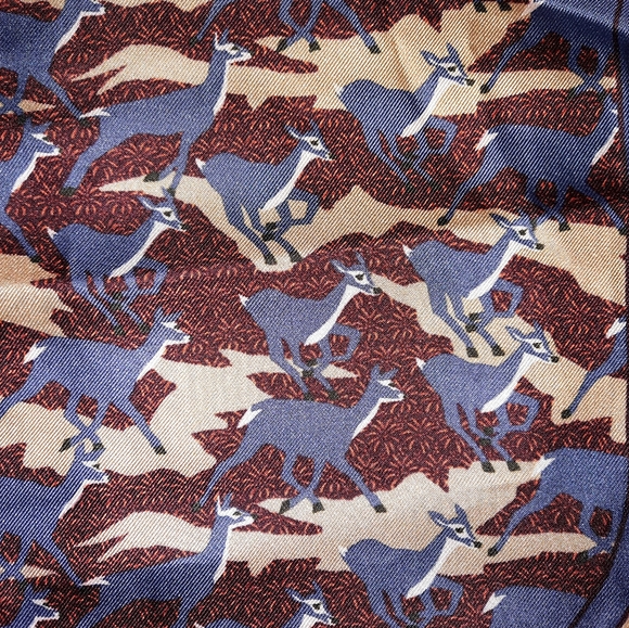 Brook Brothers deer print square scarf big size $100 - Picture 4 of 7